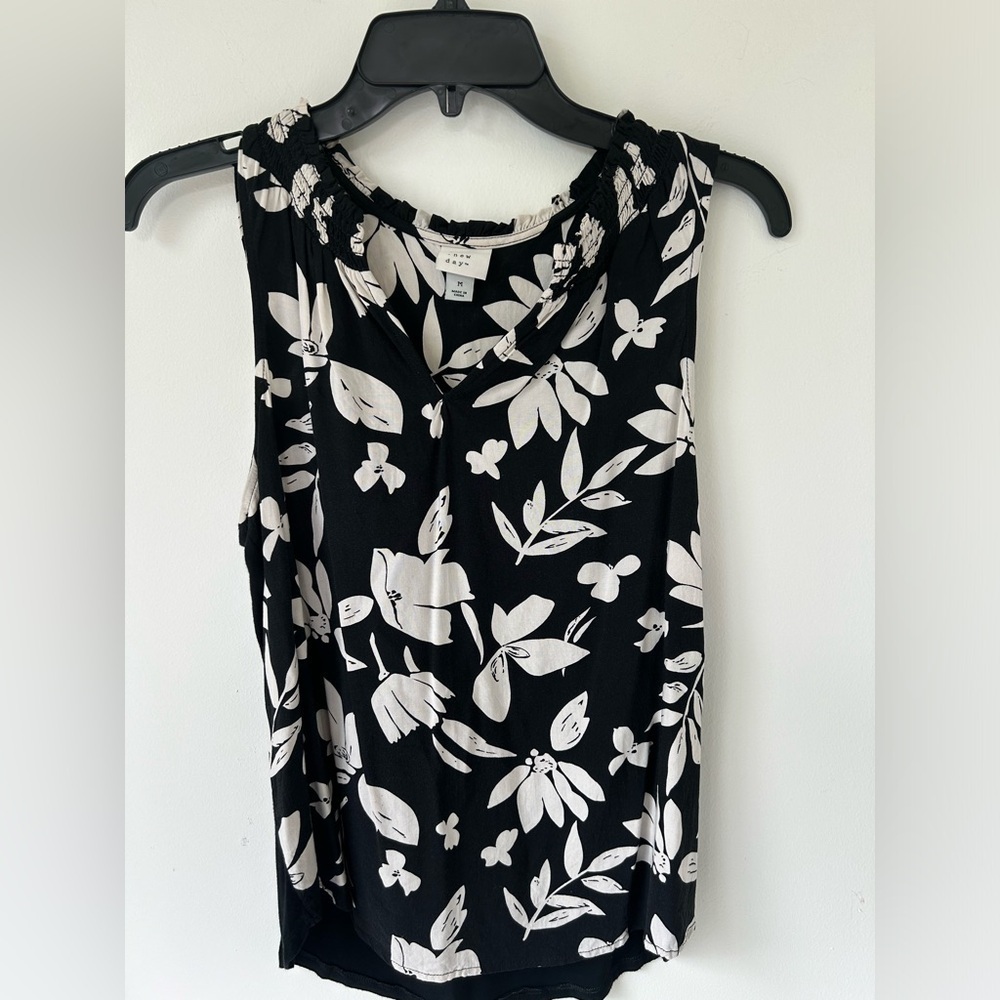 A New Day brand floral top size medium